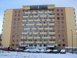 Renovuotas daugiabutis Daugiabutis Debreceno g. 38