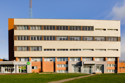 Renovuotas daugiabutis Danės g. 6 Telekomo pastatas